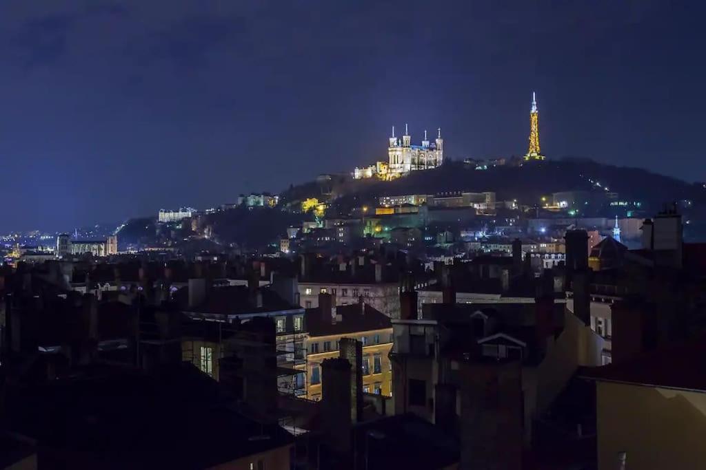 Mirador T2 Ensoleille Place Des Terreaux Vue Fourviere 里昂 外观 照片